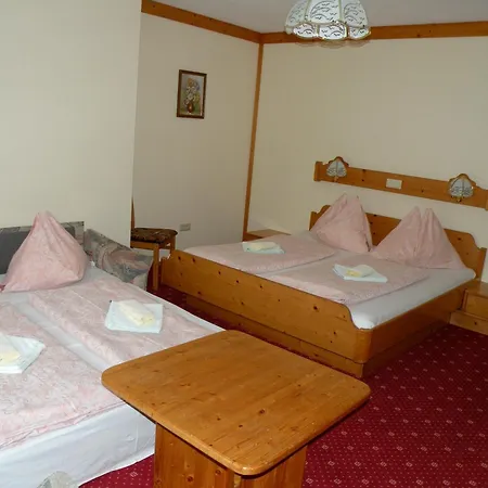 Stiegenwirt בית הארחה 3*